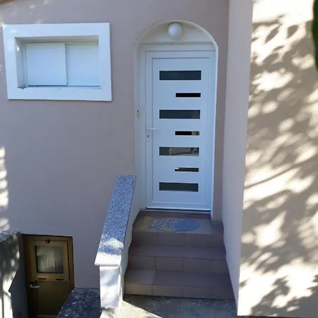 Goga - 6 Apartament