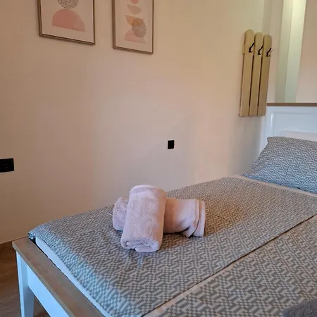 Goga - 6 Apartament *